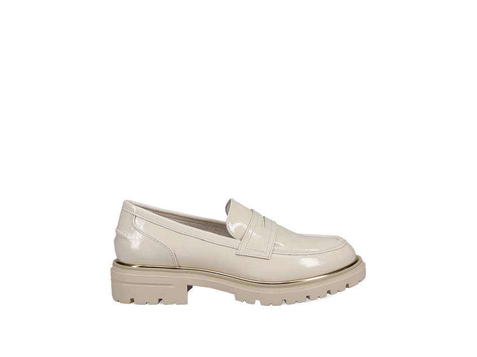 Εκρού chunky loafer