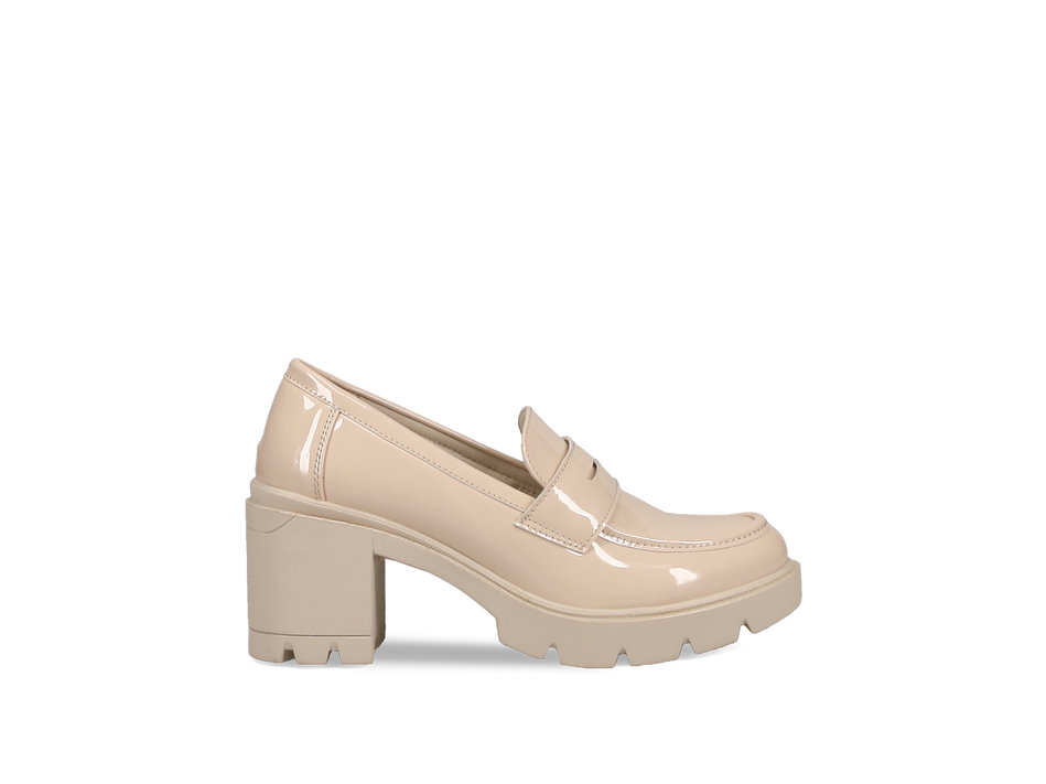 Beige chunky loafer