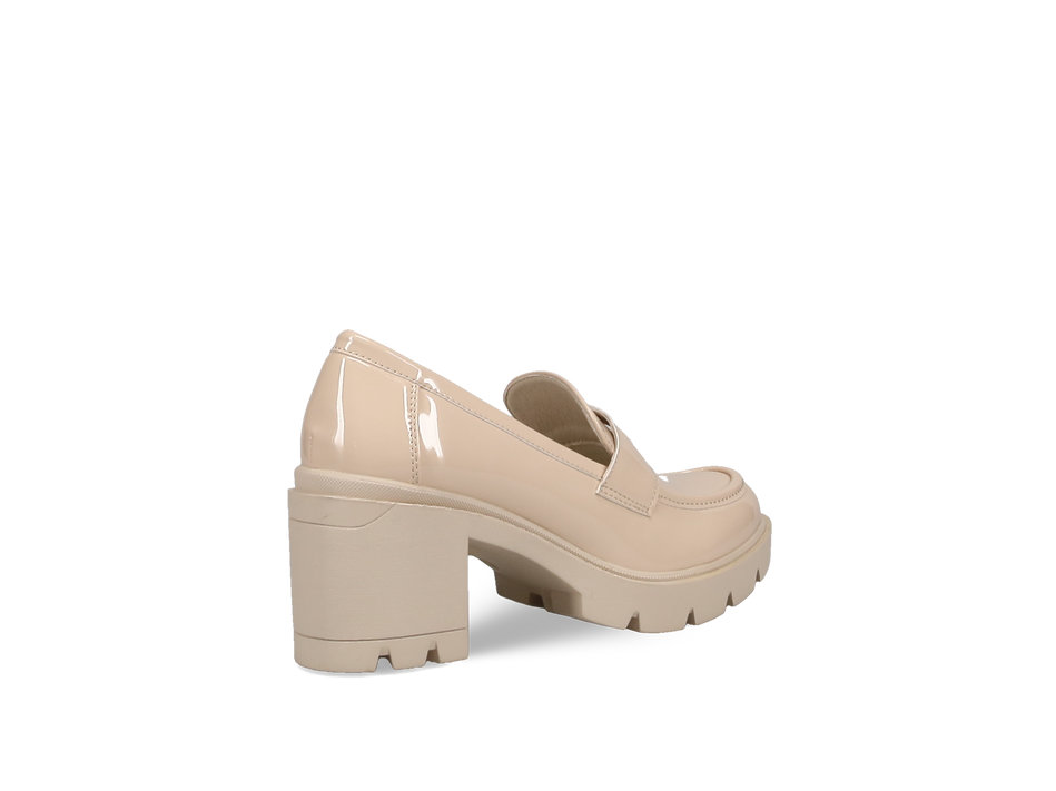 Beige chunky loafer