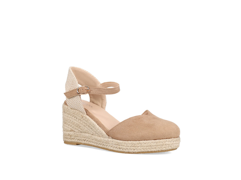 Beige wedge espadrille