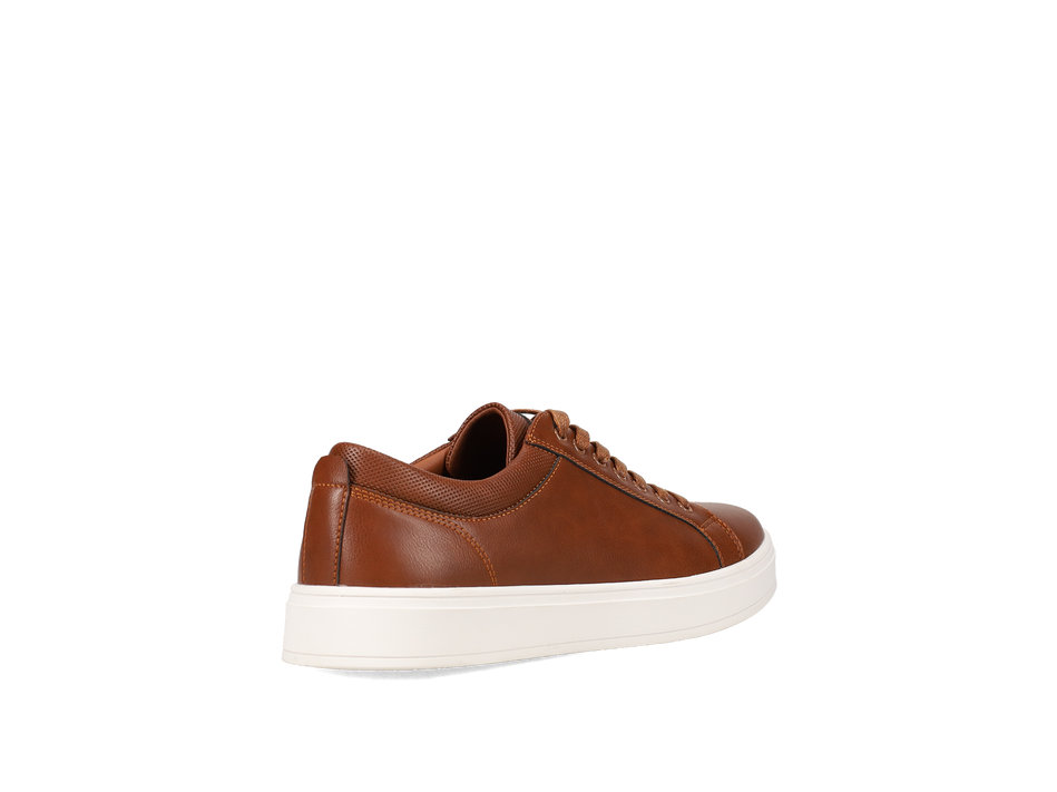 Mens tan sneaker