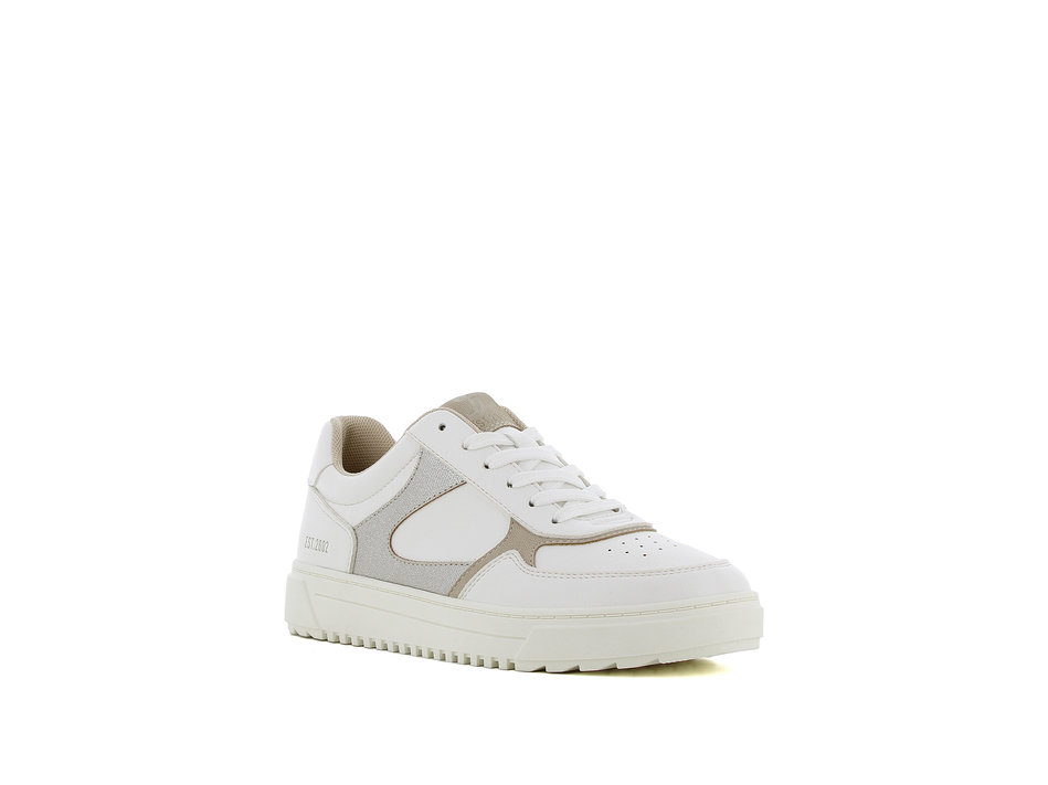 Womens white sneaker