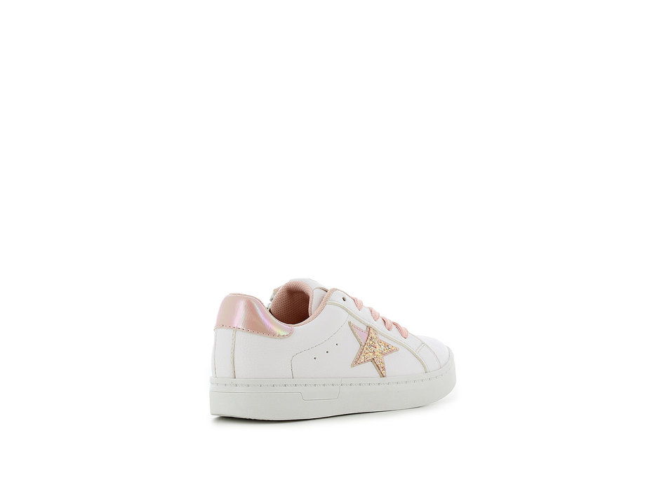 Kids white sneaker