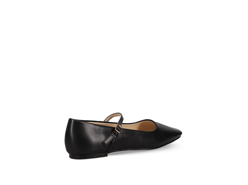 Black ballet flat