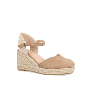 Beige wedge espadrille