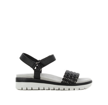 Black sandal