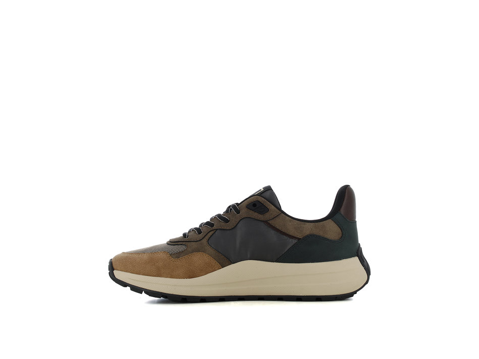 Mens brown sneaker