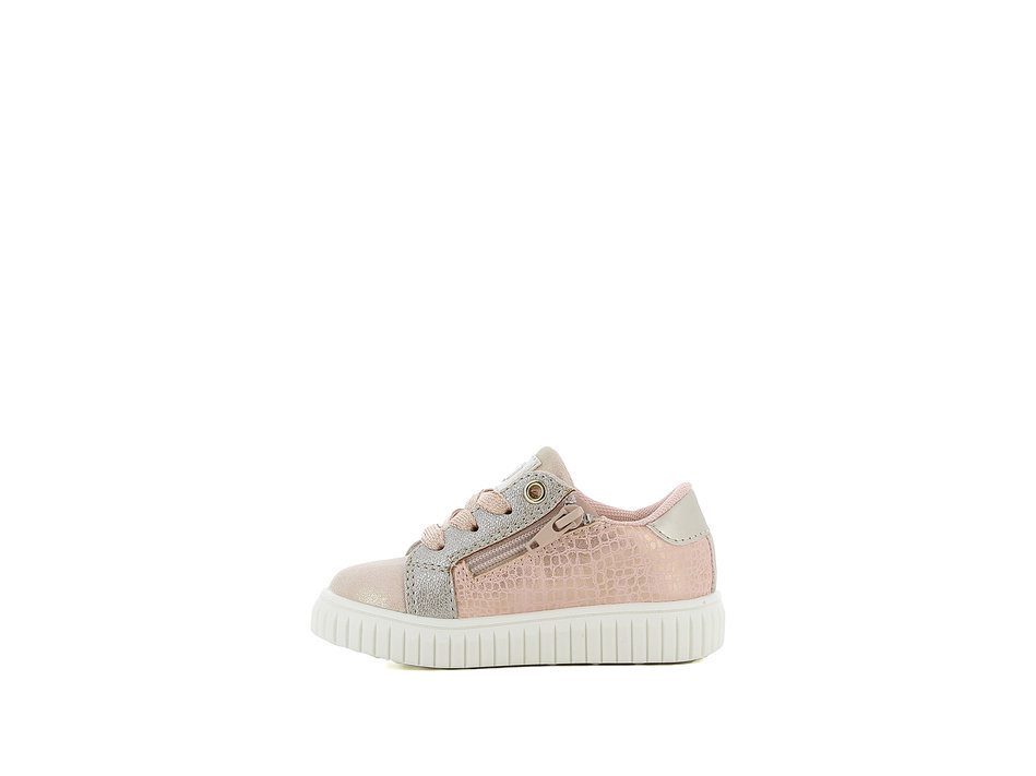 Kids pink sneaker