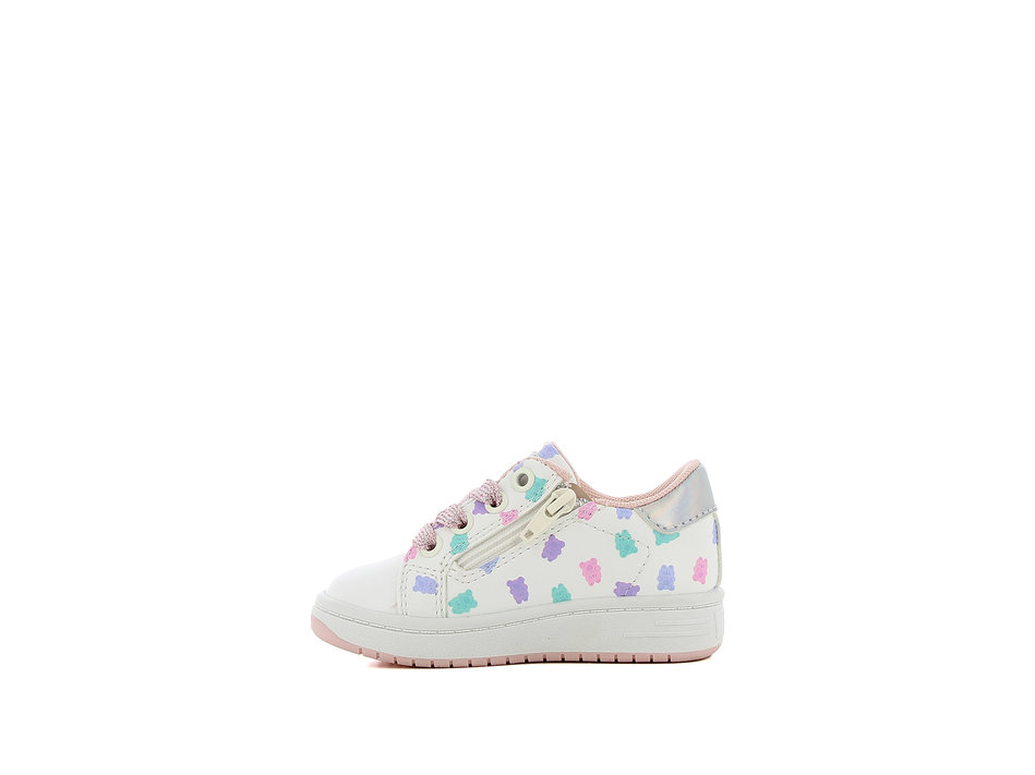 Kids white sneaker