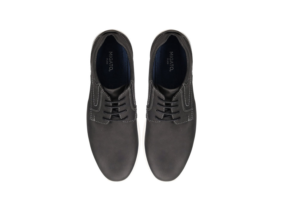 Mens black shoe