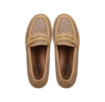 Beige loafer