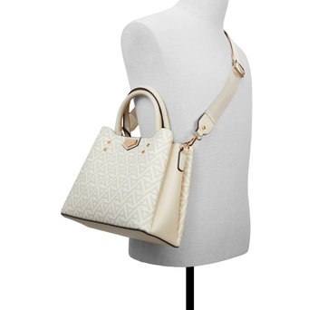 White handbag CARAEVER